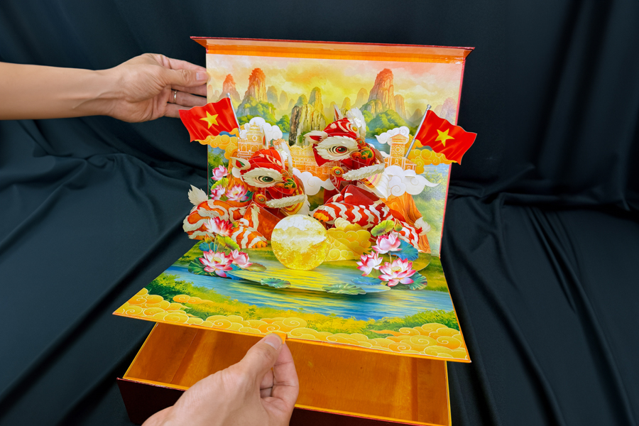 miễn phí thêm logo doanh nghiệp khi mua hộp quà 3D popup
