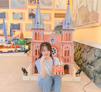 Mô hình kiến trúc khổng lồ tại phố đi bộ Nguyễn Huệ - Sài Gòn Tết Tân Sửu