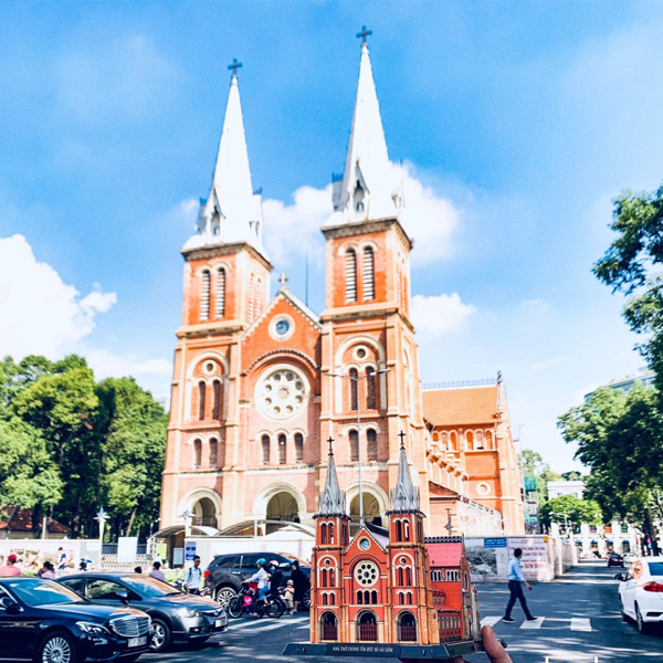 Bộ lắp ráp mô hình 3D Nhà thờ Đức Bà Sài Gòn